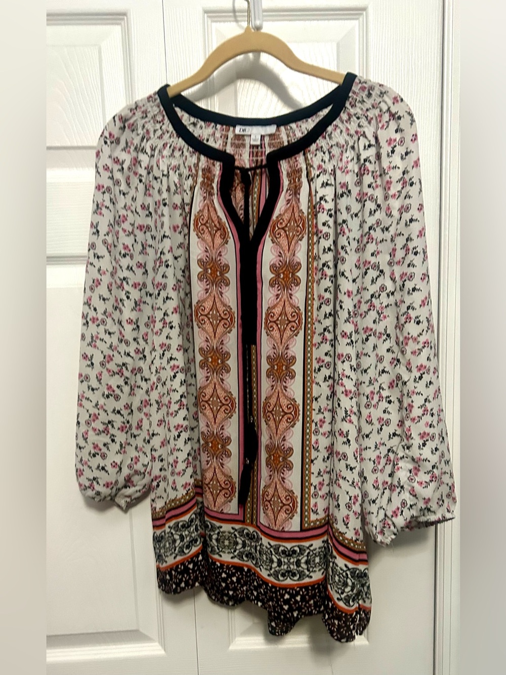 DR2 Cream Tunic with Pink, Brown and Black Medallion Panel bohemian peasant